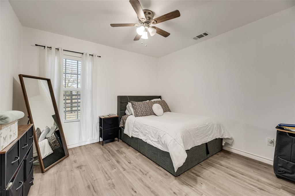 Royse City, Texas, 75189, United States, 4 Bedrooms Bedrooms, ,2 BathroomsBathrooms,Residential,For Sale,1987072