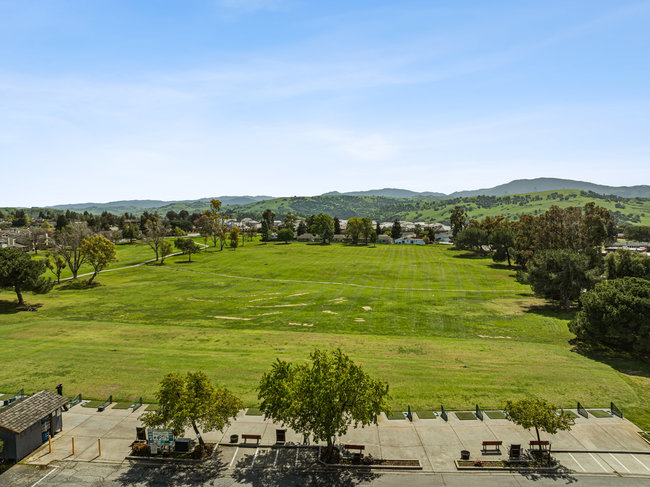 Hollister, California, 95023, United States, 3 Bedrooms Bedrooms, ,2 BathroomsBathrooms,Residential,For Sale,1882231
