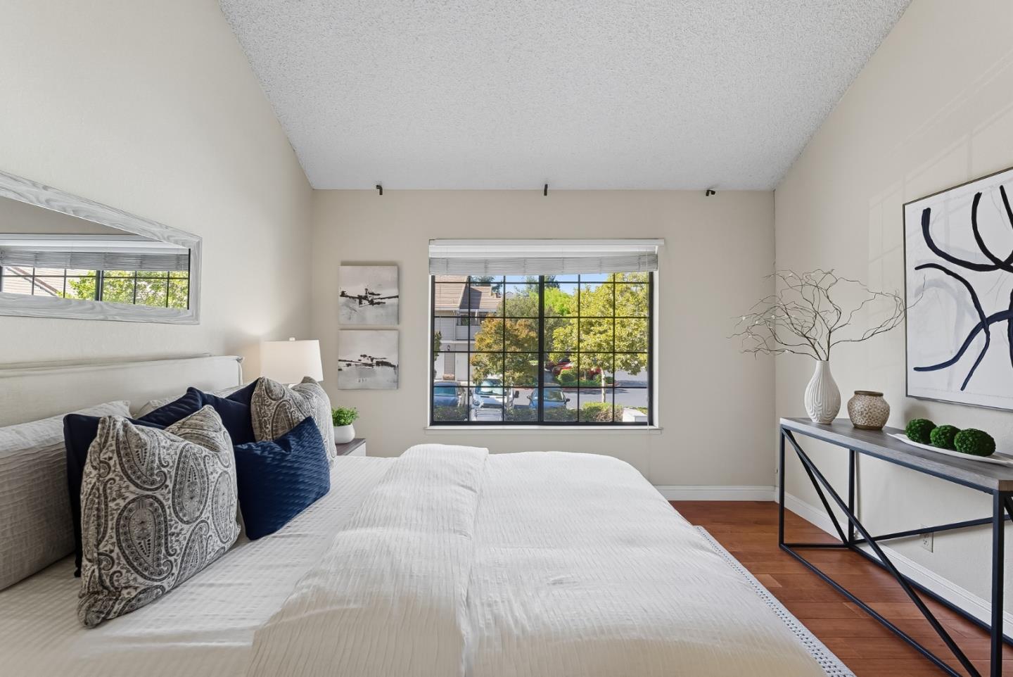 San Jose, California, 95121, United States, 2 Bedrooms Bedrooms, ,2 BathroomsBathrooms,Residential,For Sale,1950993