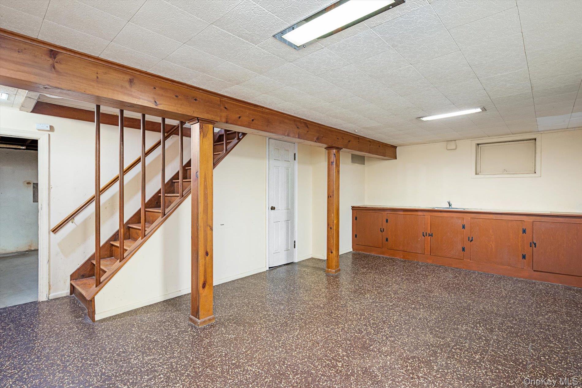  108 Charles Street, Mineola, NY, 11501 - 物件實景