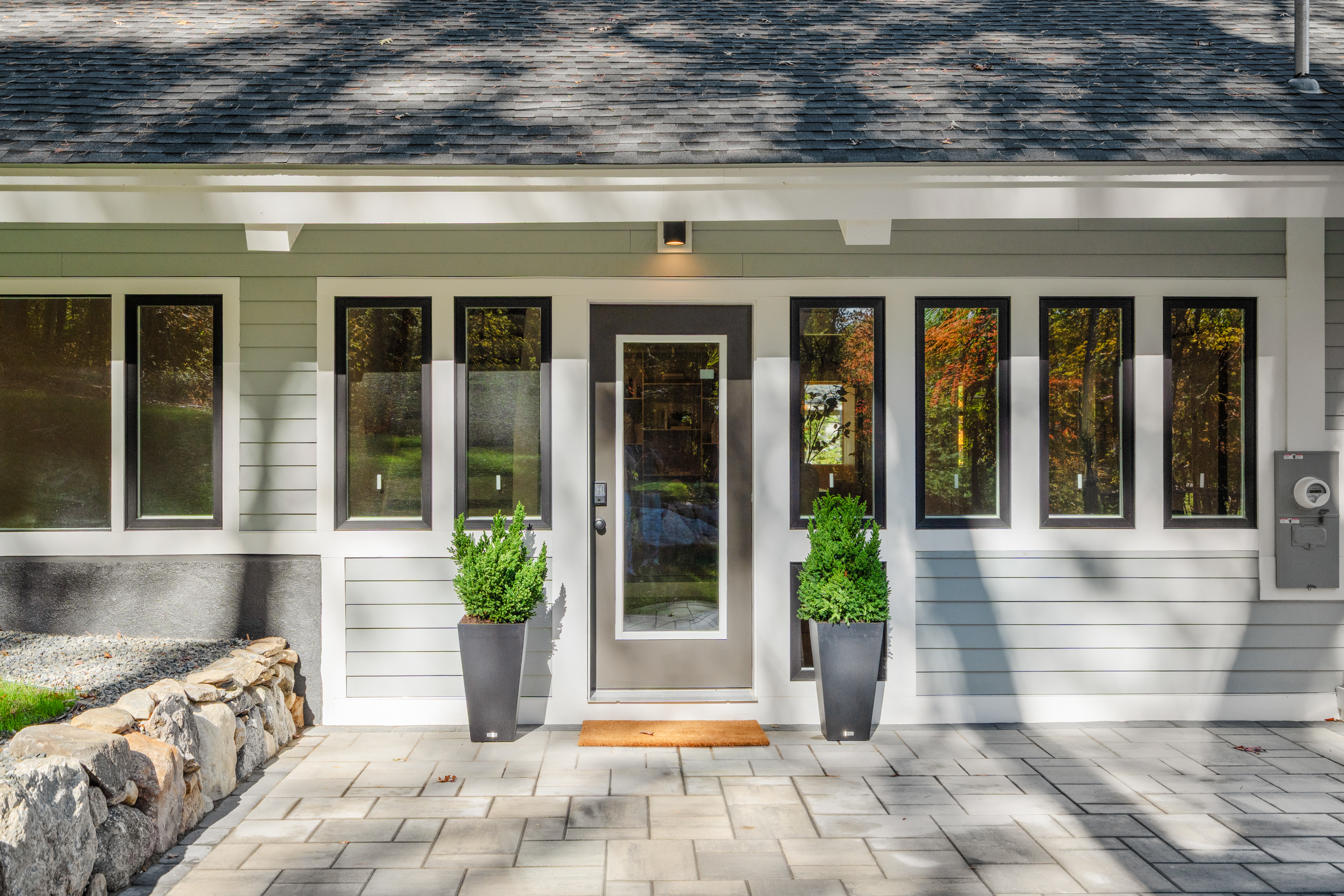  8 Irene Road, Bedford, MA, 01730 - 物件實景