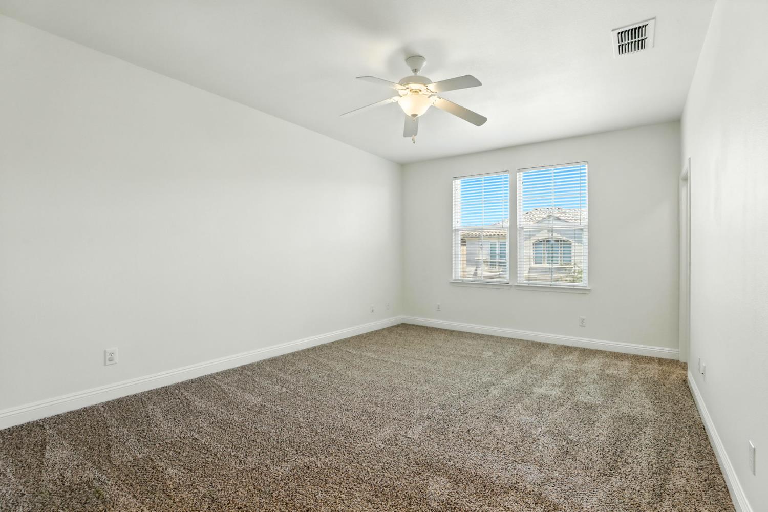 Sacramento, California, 95835, United States, 4 Bedrooms Bedrooms, ,3 BathroomsBathrooms,Residential,For Sale,1950179