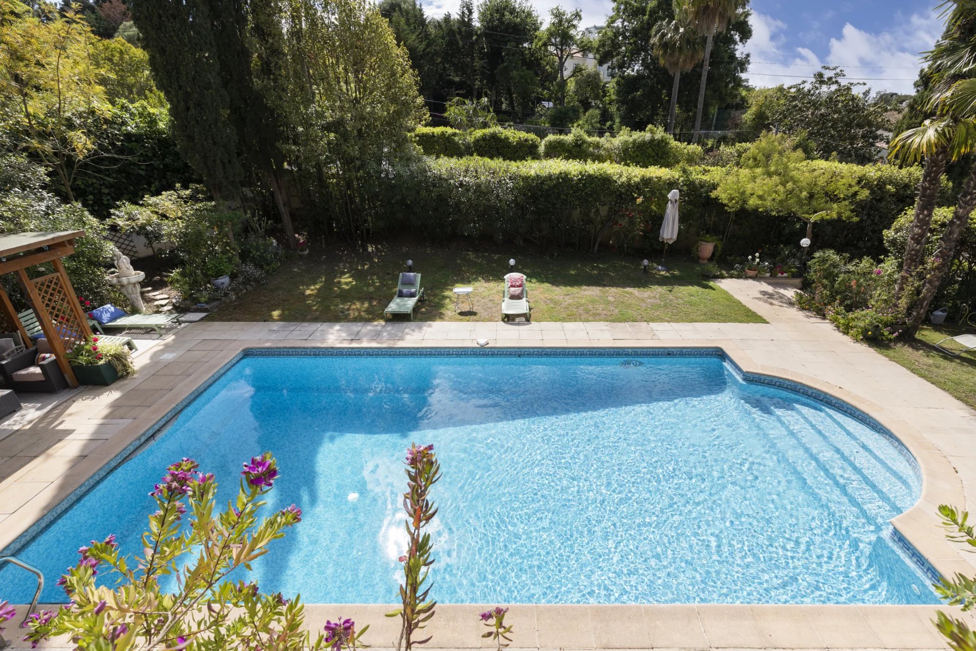 Antibes, Provence-Alpes-Côte d?Azur, 06600, FR, 5 Bedrooms Bedrooms, ,4 BathroomsBathrooms,Residential,For Sale,1414458