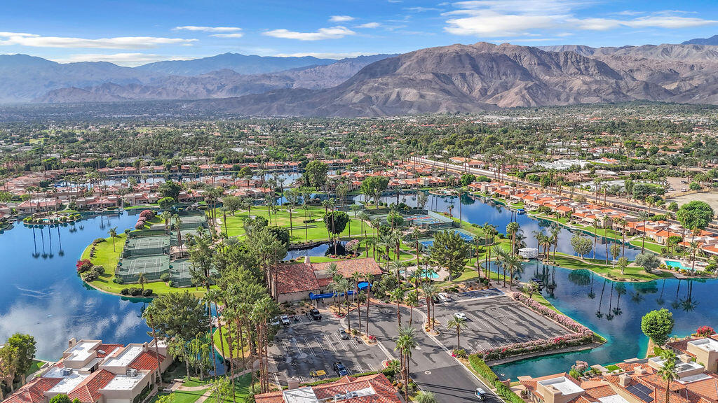 Rancho Mirage, California, 92270, United States, 3 Bedrooms Bedrooms, ,2 BathroomsBathrooms,Residential,For Sale,1962982