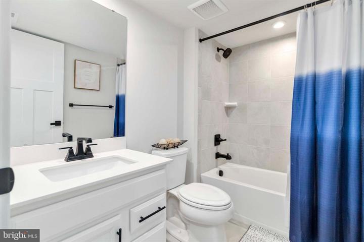 Cheltenham, Pennsylvania, 19012, United States, 3 Bedrooms Bedrooms, ,4 BathroomsBathrooms,Residential,For Sale,1887718
