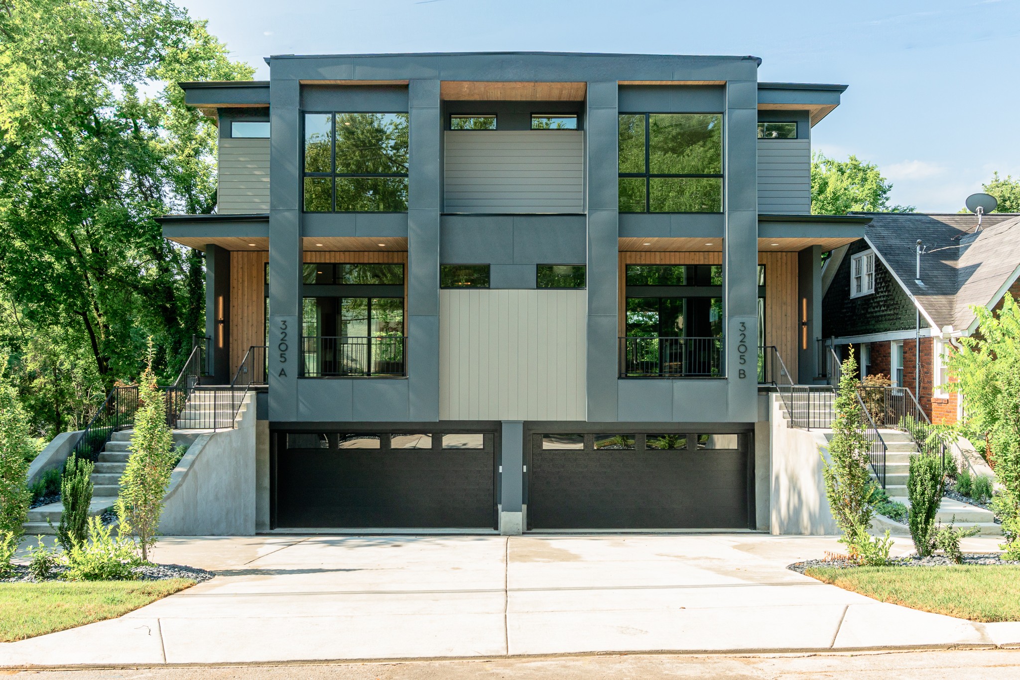 Nashville, Tennessee, 37212, United States, 4 Bedrooms Bedrooms, ,4 BathroomsBathrooms,Residential,For Sale,1792994