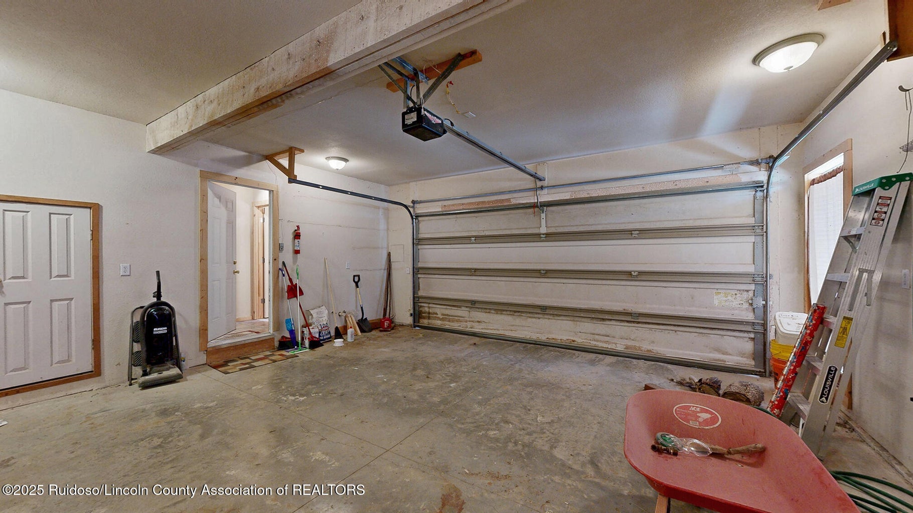 Ruidoso, New Mexico, 88345, United States, 3 Bedrooms Bedrooms, ,3 BathroomsBathrooms,Residential,For Sale,1840325