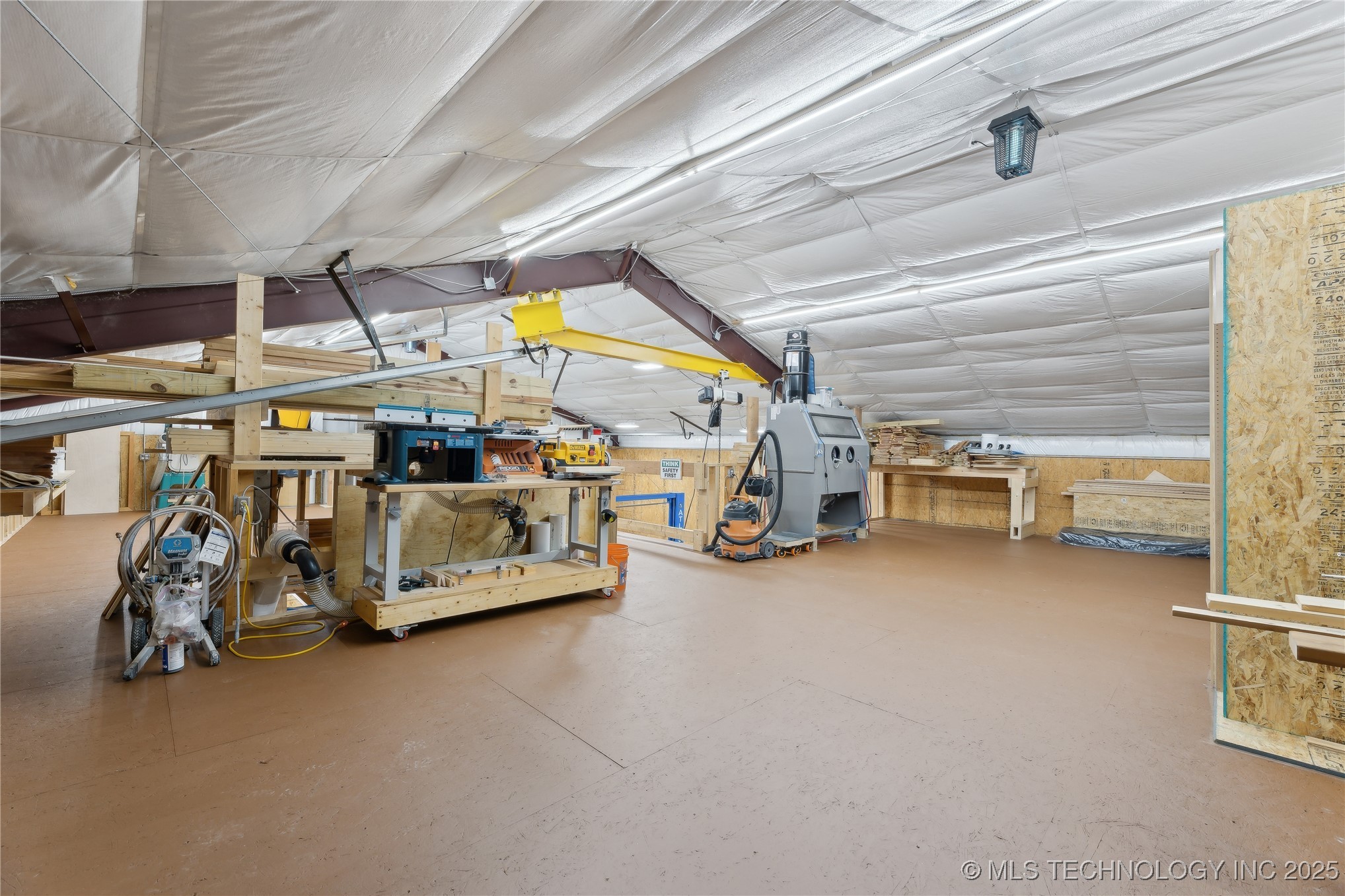 Glenpool, Oklahoma, 74033, United States, 2 Bedrooms Bedrooms, ,2 BathroomsBathrooms,Residential,For Sale,1991675