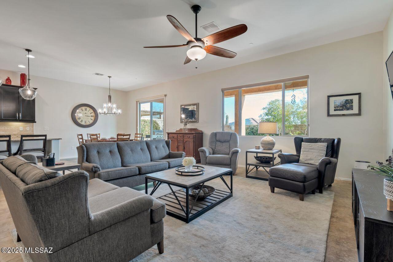 Marana, Arizona, 85658, United States, 3 Bedrooms Bedrooms, ,3 BathroomsBathrooms,Residential,For Sale,1947044
