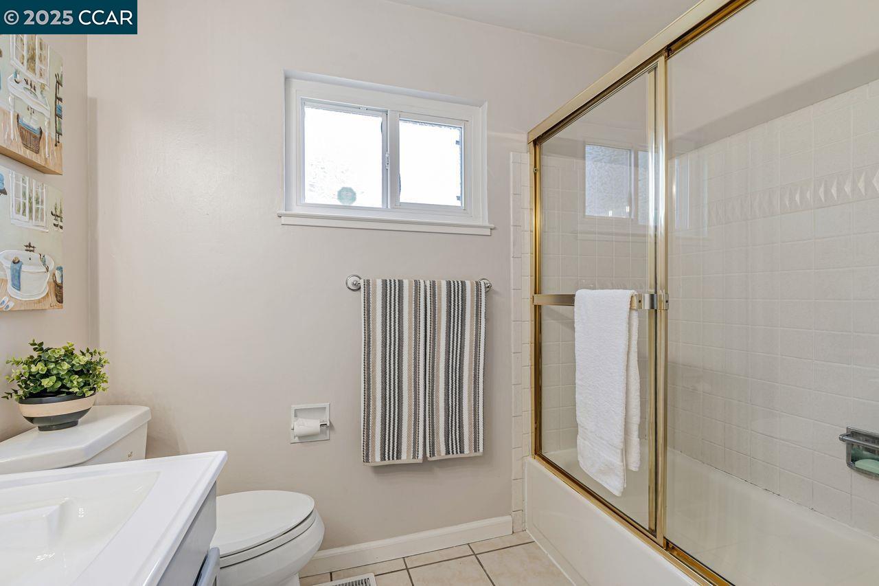 Concord, California, 94521, United States, 3 Bedrooms Bedrooms, ,2 BathroomsBathrooms,Residential,For Sale,1902059