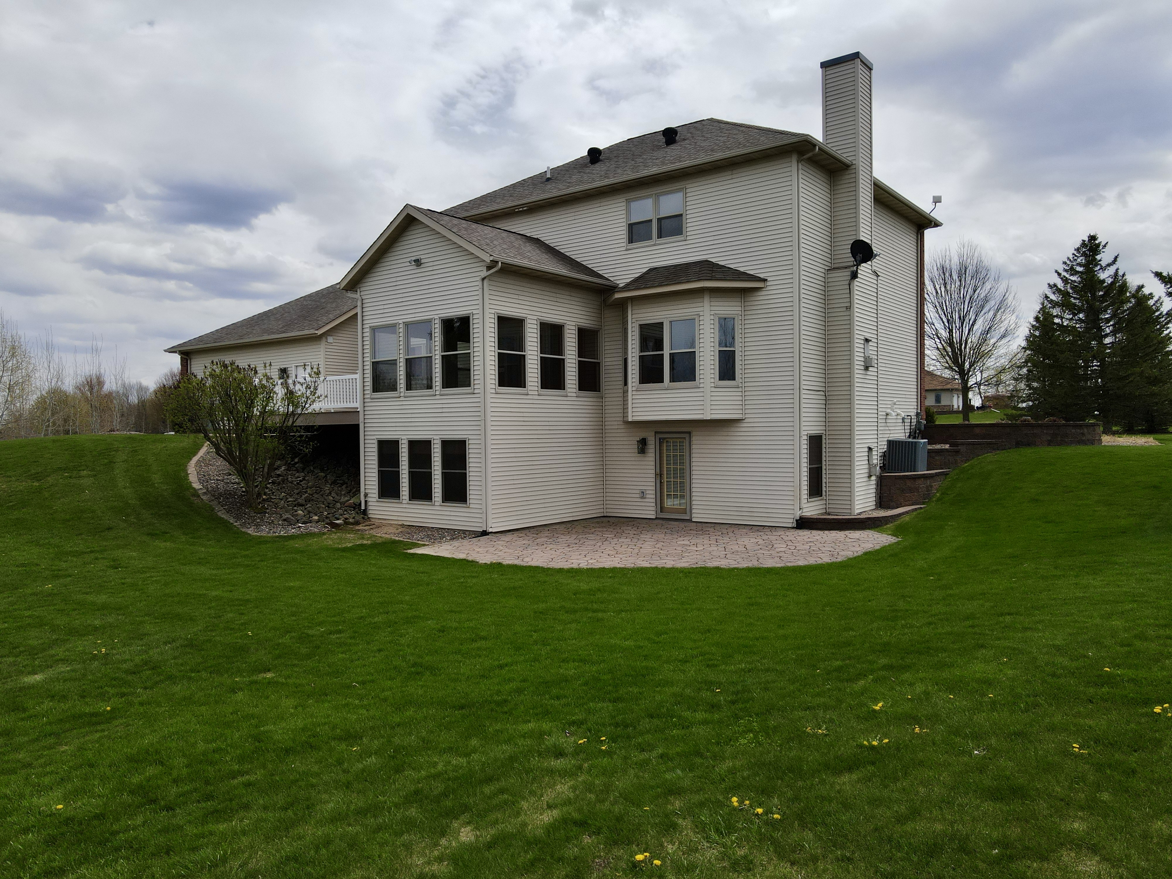Wausau, Wisconsin, 54401, United States, 4 Bedrooms Bedrooms, ,4 BathroomsBathrooms,Residential,For Sale,2030835