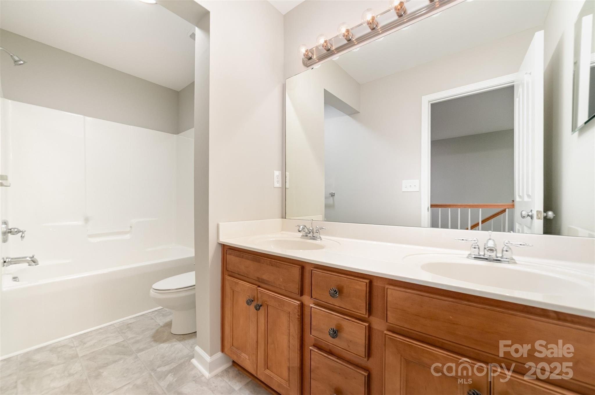 Charlotte, North Carolina, 28269, United States, 5 Bedrooms Bedrooms, ,3 BathroomsBathrooms,Residential,For Sale,1982139