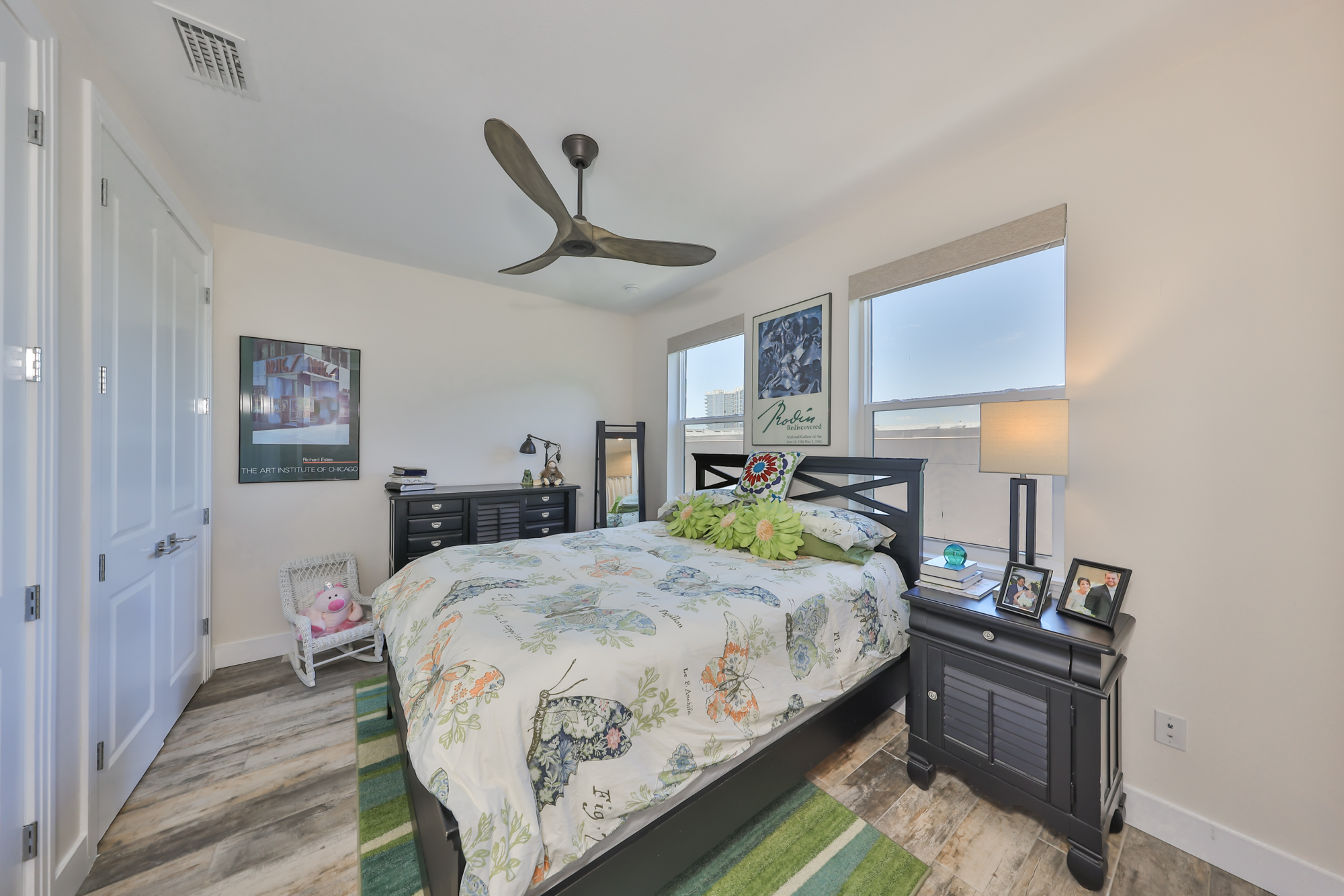 Tampa, Florida, 36611, United States, 3 Bedrooms Bedrooms, ,4 BathroomsBathrooms,Residential,For Sale,1931237