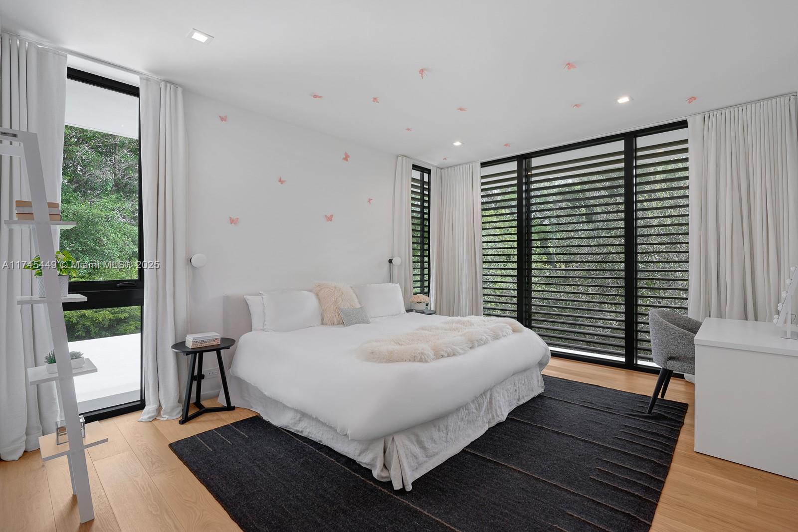 Coral Gables, Florida, 33156, United States, 7 Bedrooms Bedrooms, ,8 BathroomsBathrooms,Residential,For Sale,1732082