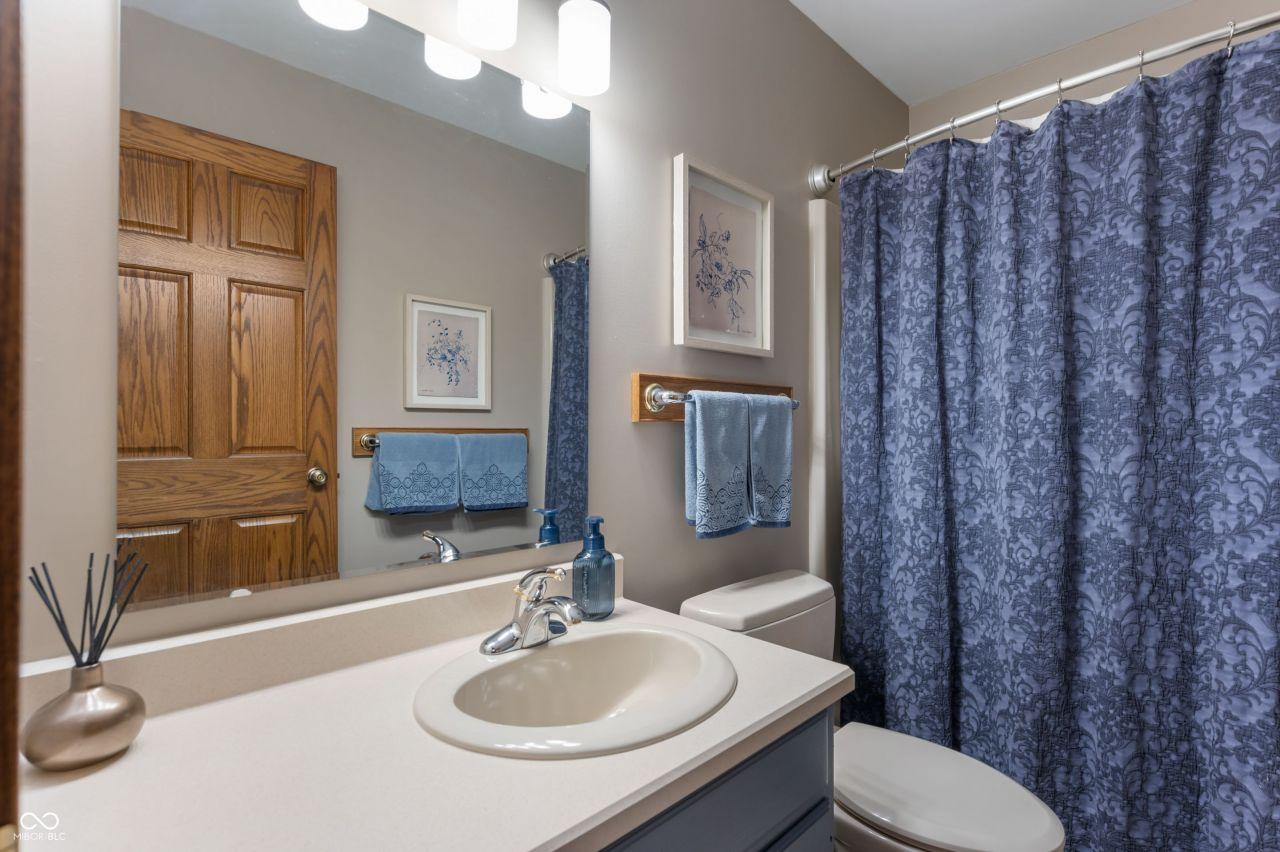 Muncie, Indiana, 47304, United States, 4 Bedrooms Bedrooms, ,5 BathroomsBathrooms,Residential,For Sale,1828305