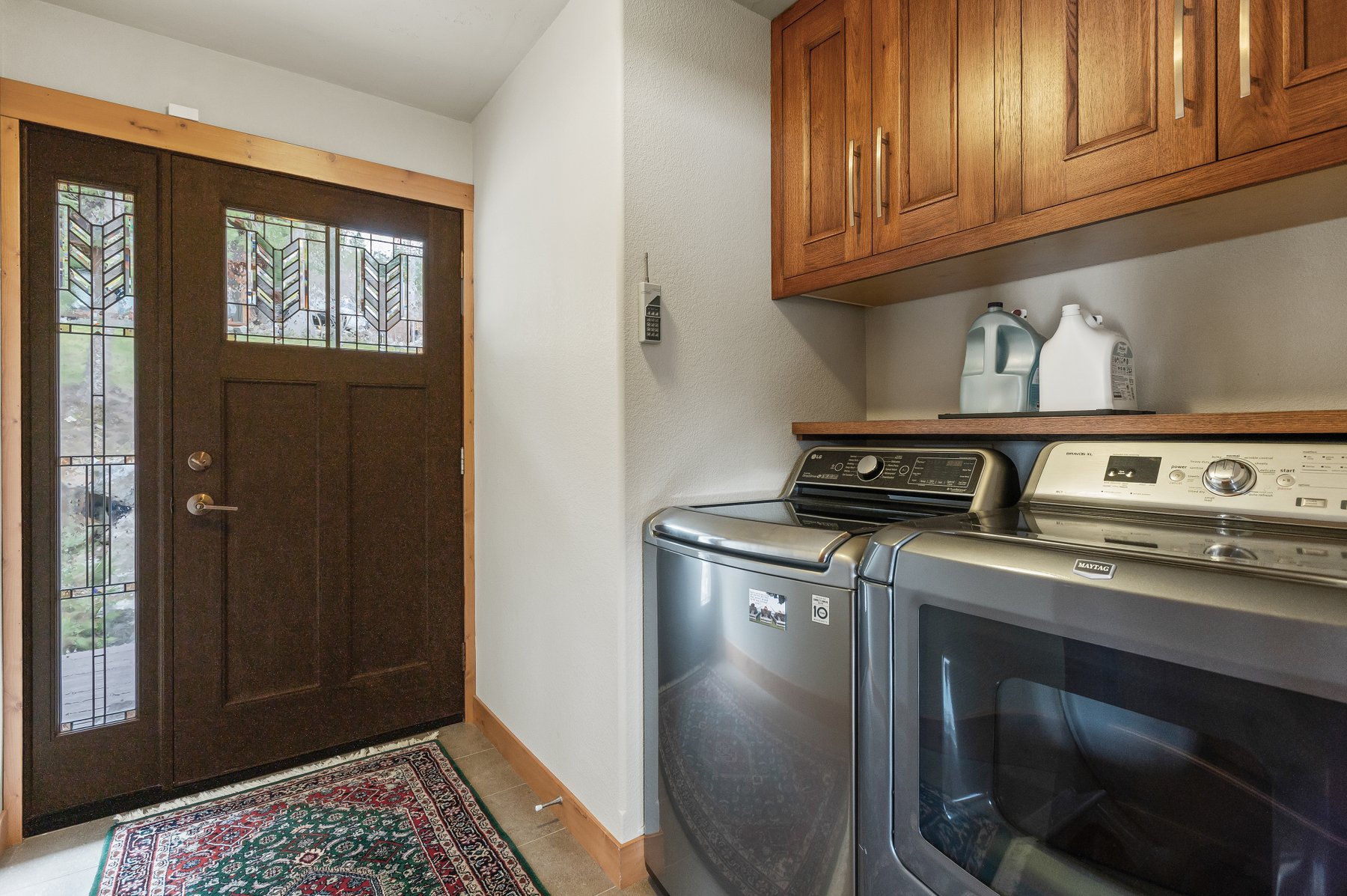 Sagle, Idaho, 83860, United States, 6 Bedrooms Bedrooms, ,5 BathroomsBathrooms,Residential,For Sale,1763487