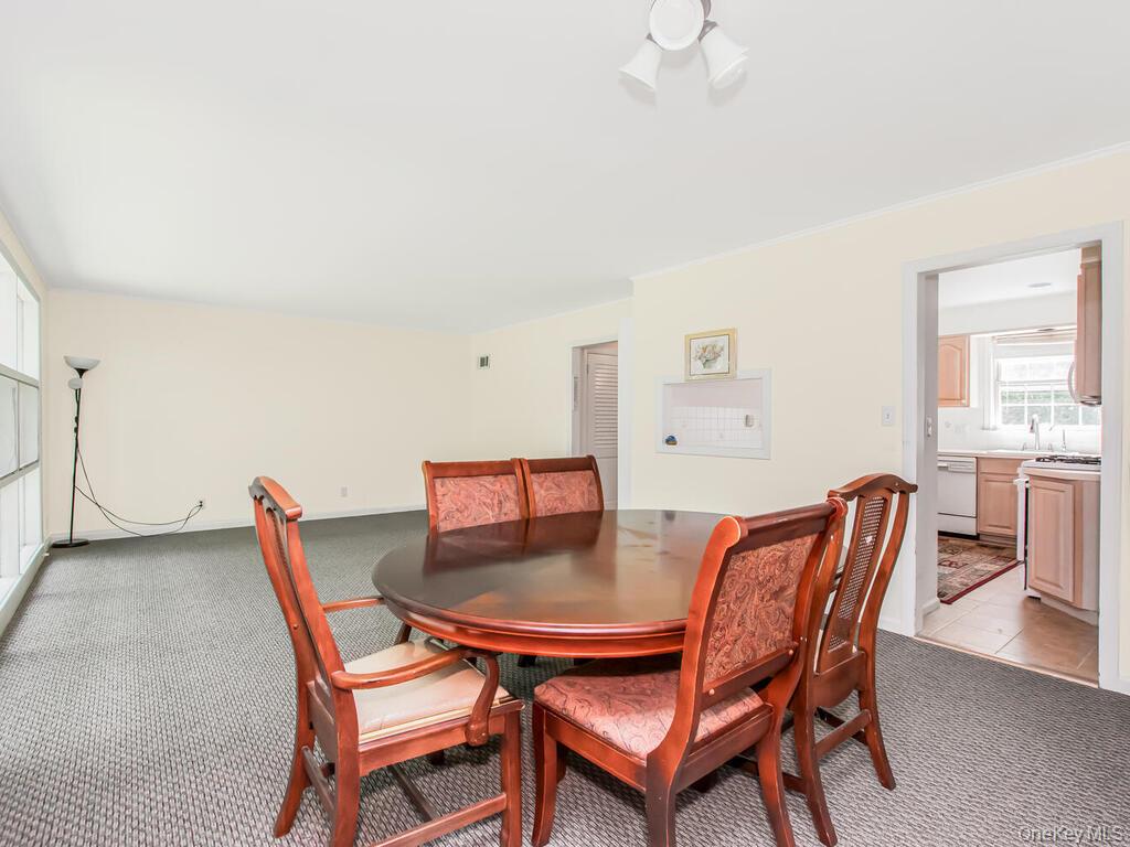 New Rochelle, New York, 10804, United States, 3 Bedrooms Bedrooms, ,2 BathroomsBathrooms,Residential,For Sale,1943386