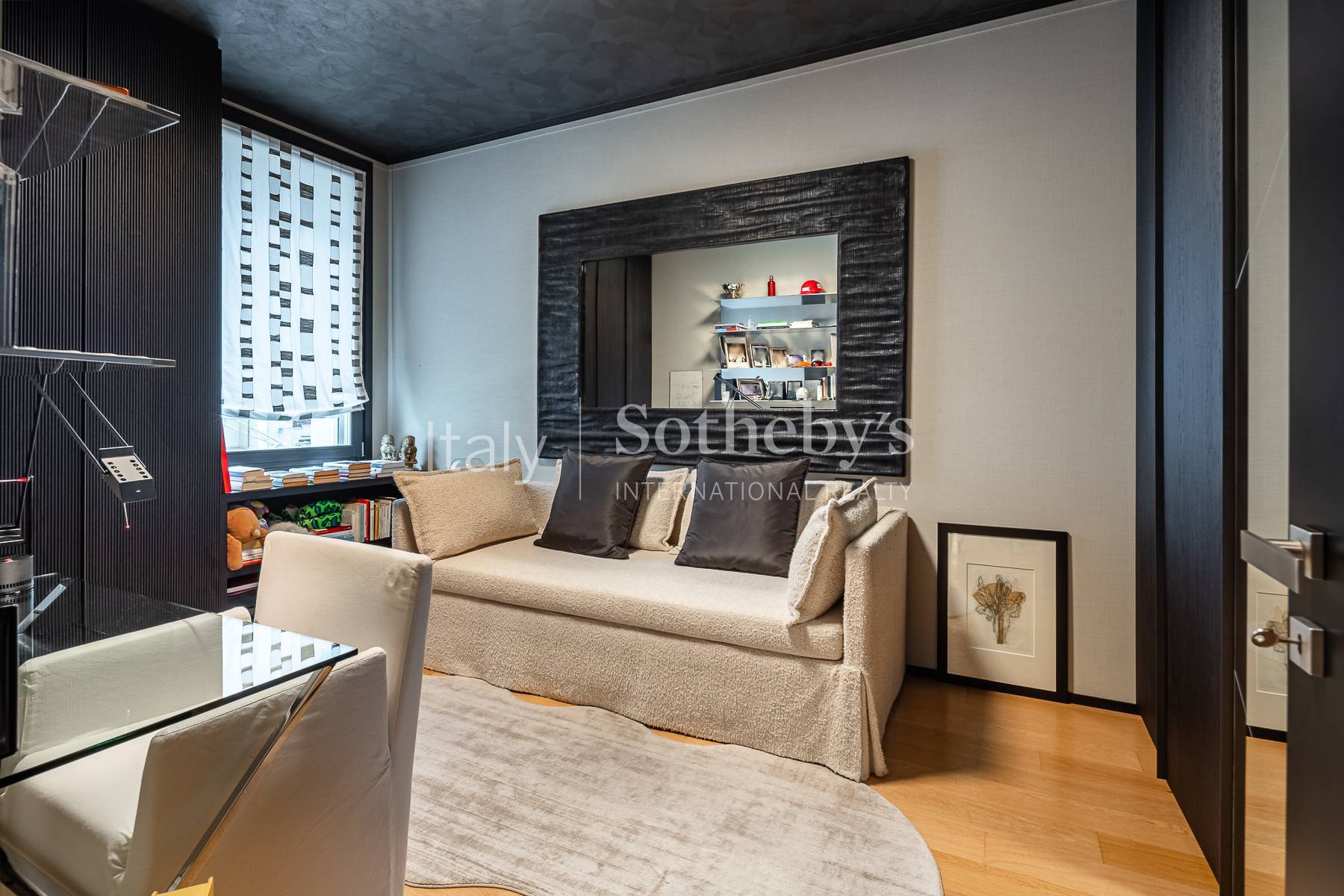  Refined Renovated Residence with Private Terrace - 物件實景