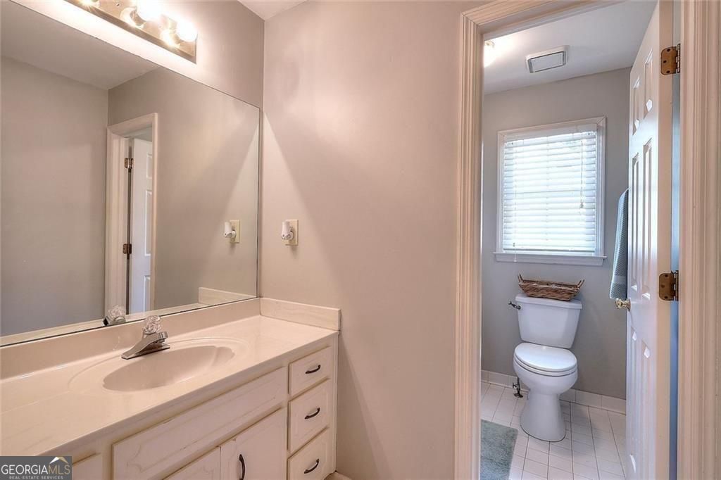 Lawrenceville, Georgia, 30044, United States, 5 Bedrooms Bedrooms, ,4 BathroomsBathrooms,Residential,For Sale,1922560