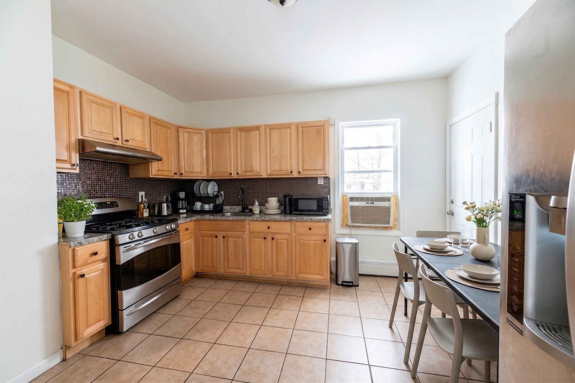  76 North 4th Street, Paterson, NJ 07522 - 物件實景