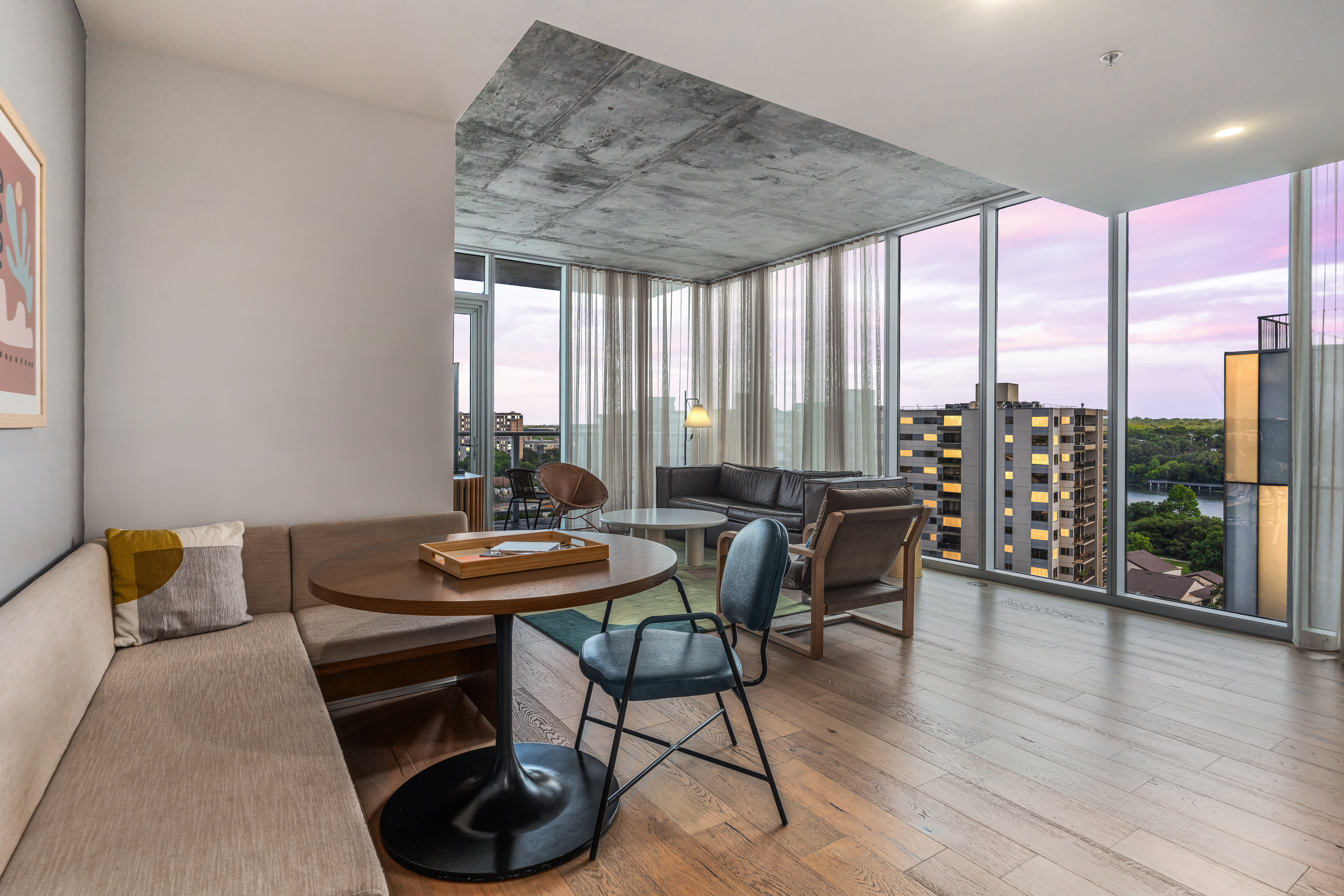  Modern Downtown Retreat - 物件實景
