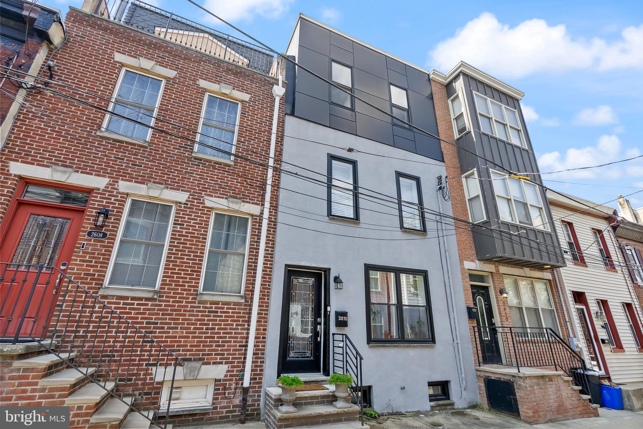 PHILADELPHIA, Pennsylvania, 19146, United States, 3 Bedrooms Bedrooms, ,3 BathroomsBathrooms,Residential,For Sale,1889775