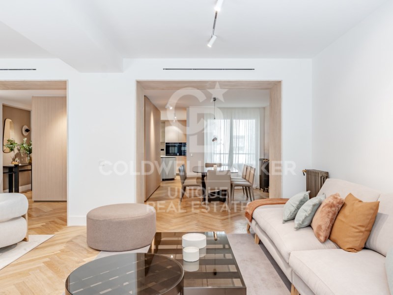 Madrid, Comunidad de Madrid, ES, 4 Bedrooms Bedrooms, ,3 BathroomsBathrooms,Residential,For Sale,1947076