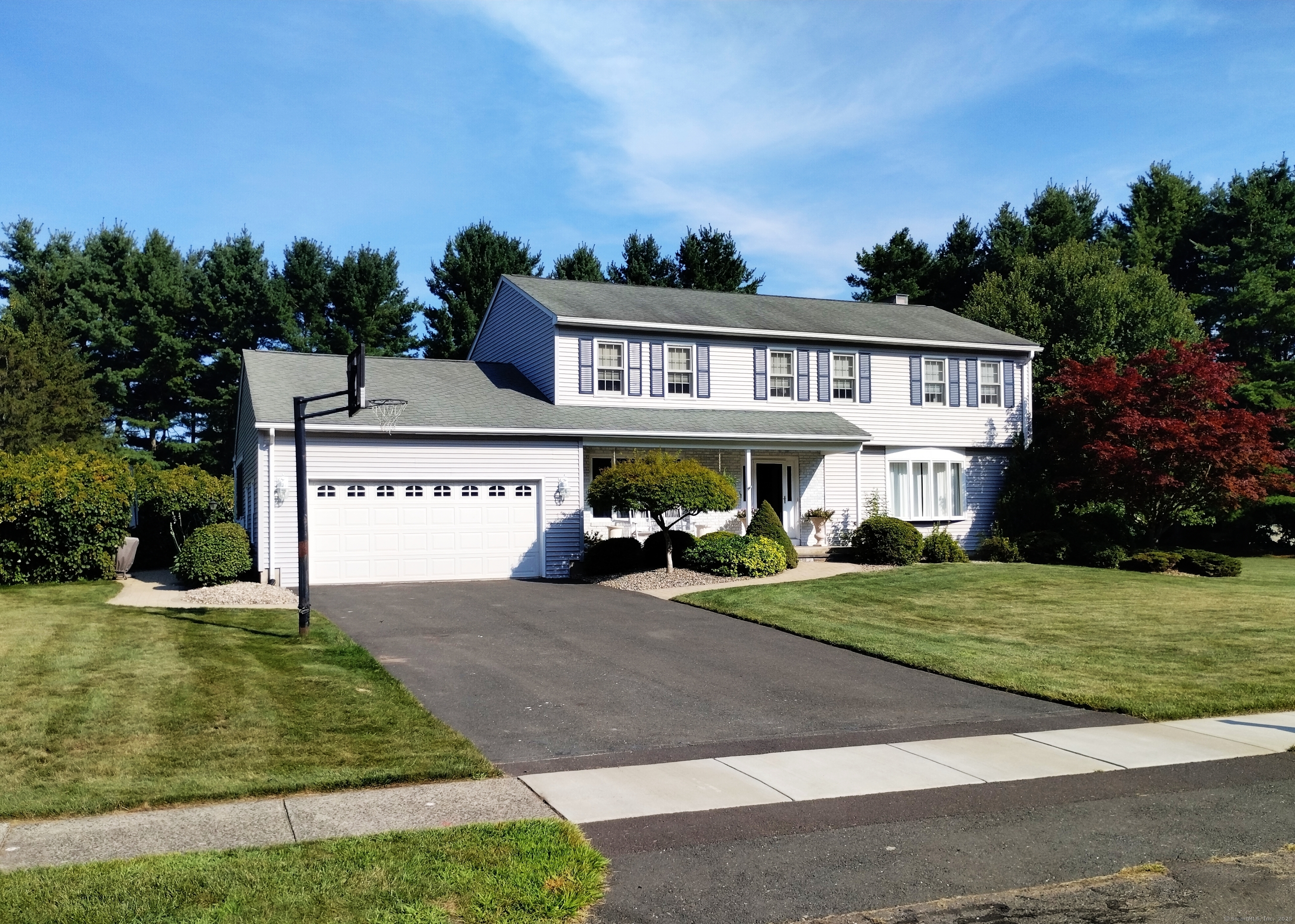 South Windsor, Connecticut, 06074, United States, 5 Bedrooms Bedrooms, ,3 BathroomsBathrooms,Residential,For Sale,1932148