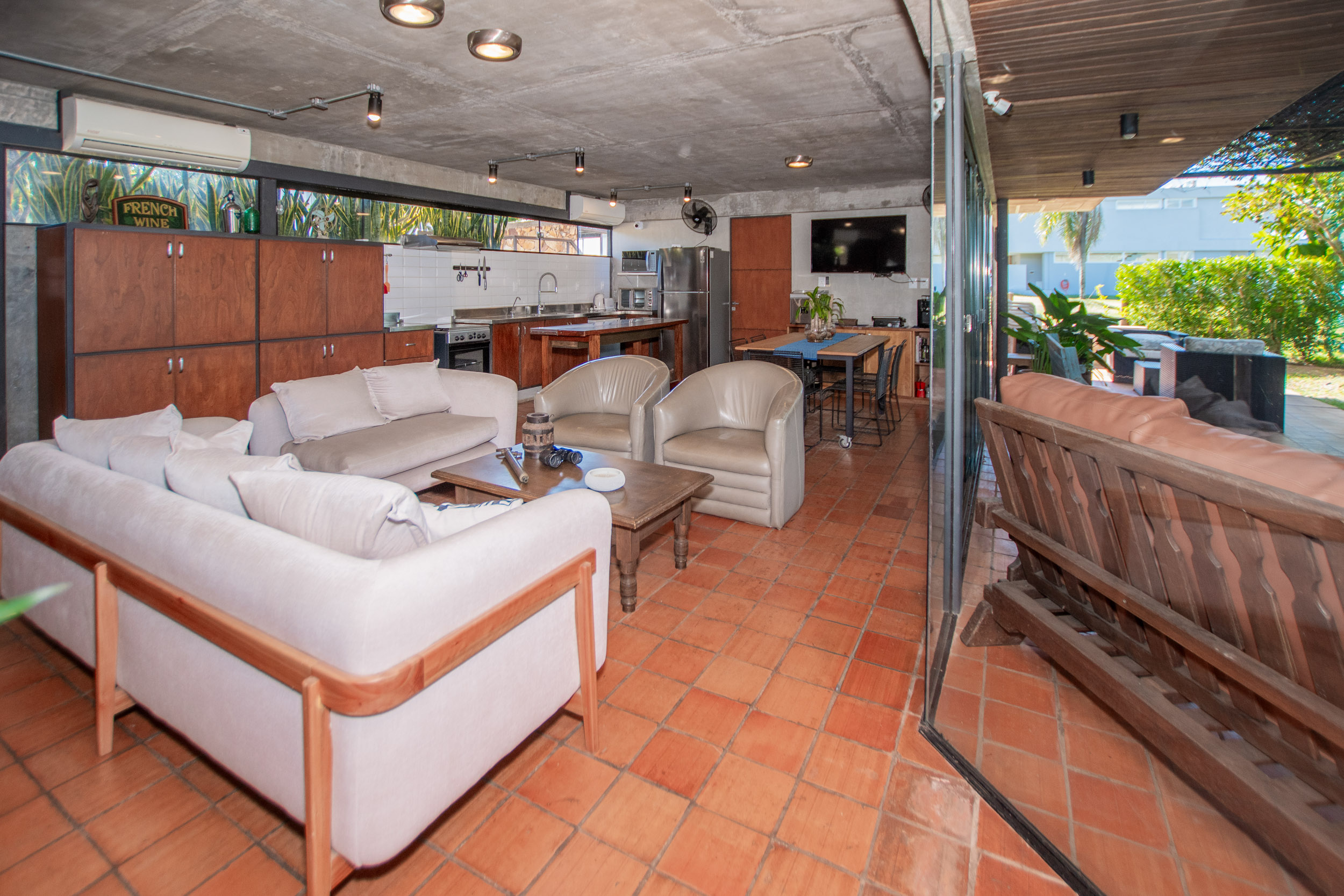  Spacious Fully Furnished Residence in Aqua Village - 物件實景