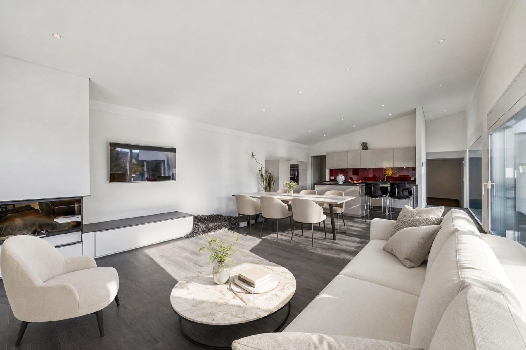  Stunning 7.5-room detached villa with a contemporary design - 物件實景