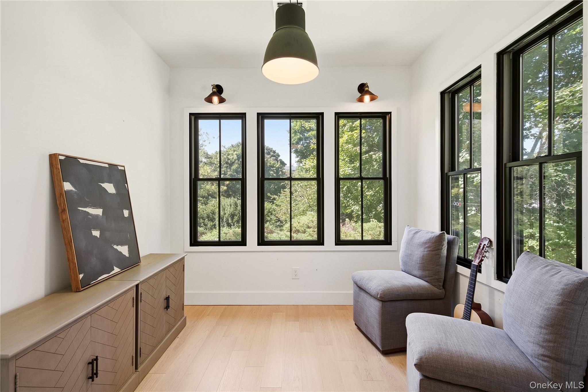  10 The Locusts, Roslyn Estates, NY, 11576 - 物件實景
