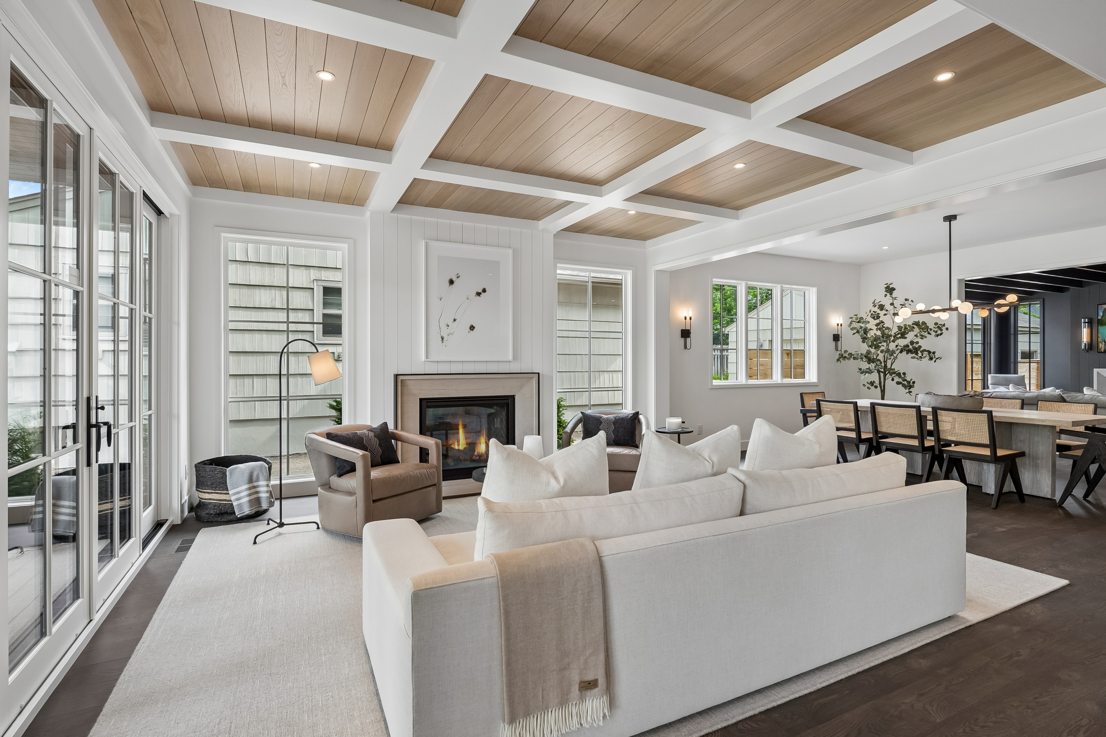  Timeless Luxury Meets Modern Design in Edina - 物件實景