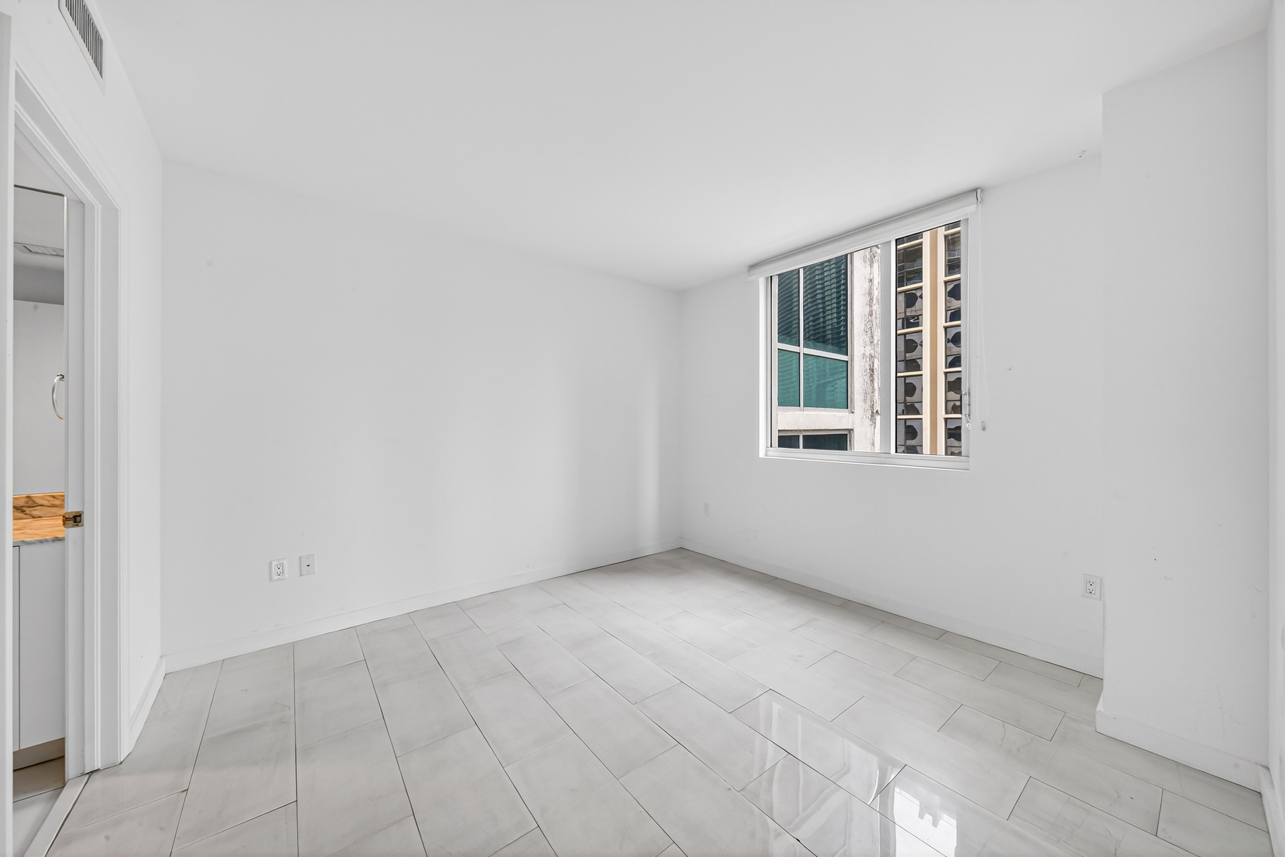  500 Brickell Ave, Miami, FL, 33131 - 物件實景