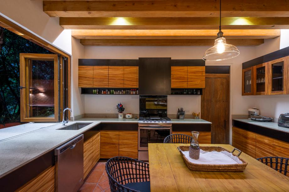 Valle de Bravo, Estado de México, 51200, Mexico, 4 Bedrooms Bedrooms, ,4 BathroomsBathrooms,Residential,For Sale,1739267