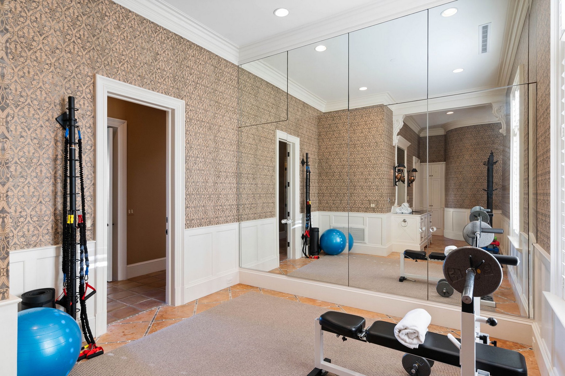  318 West 46th Street - 物件實景