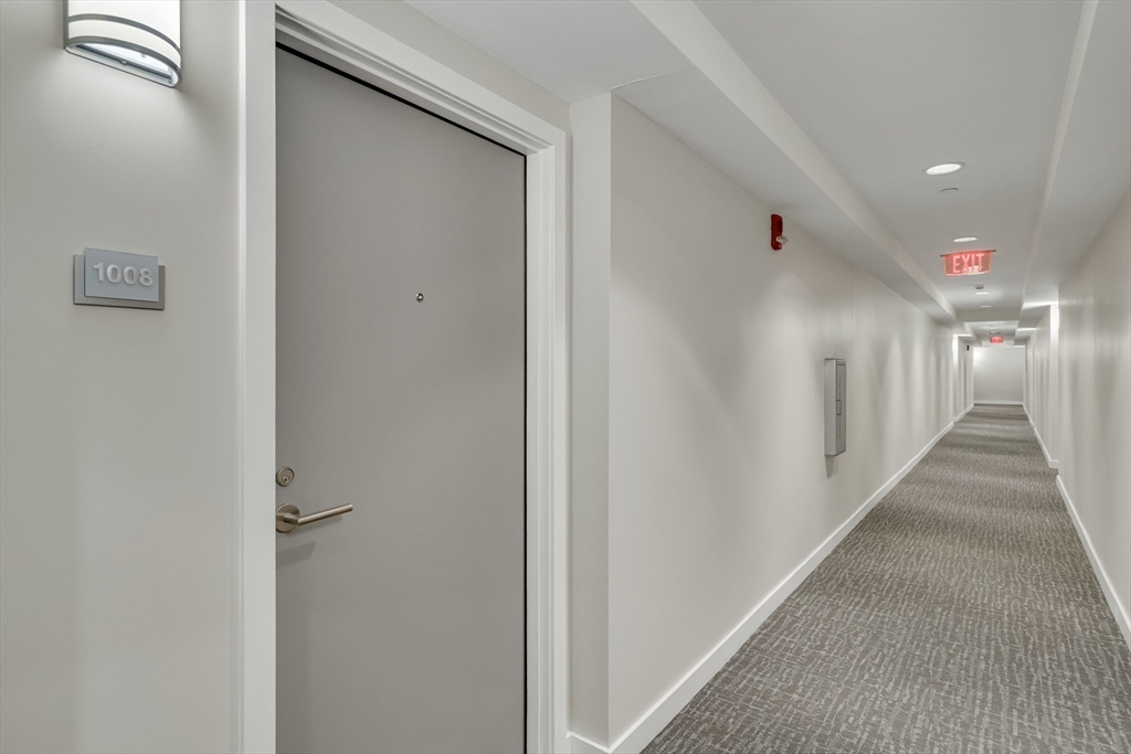 Medford, Massachusetts, 02155, United States, 2 Bedrooms Bedrooms, ,2 BathroomsBathrooms,Residential,For Sale,1940051