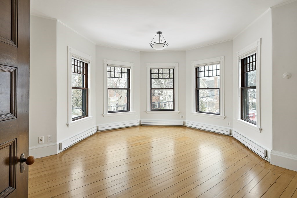 Cambridge, Massachusetts, 02140, United States, 6 Bedrooms Bedrooms, ,6 BathroomsBathrooms,Residential,For Sale,1840566