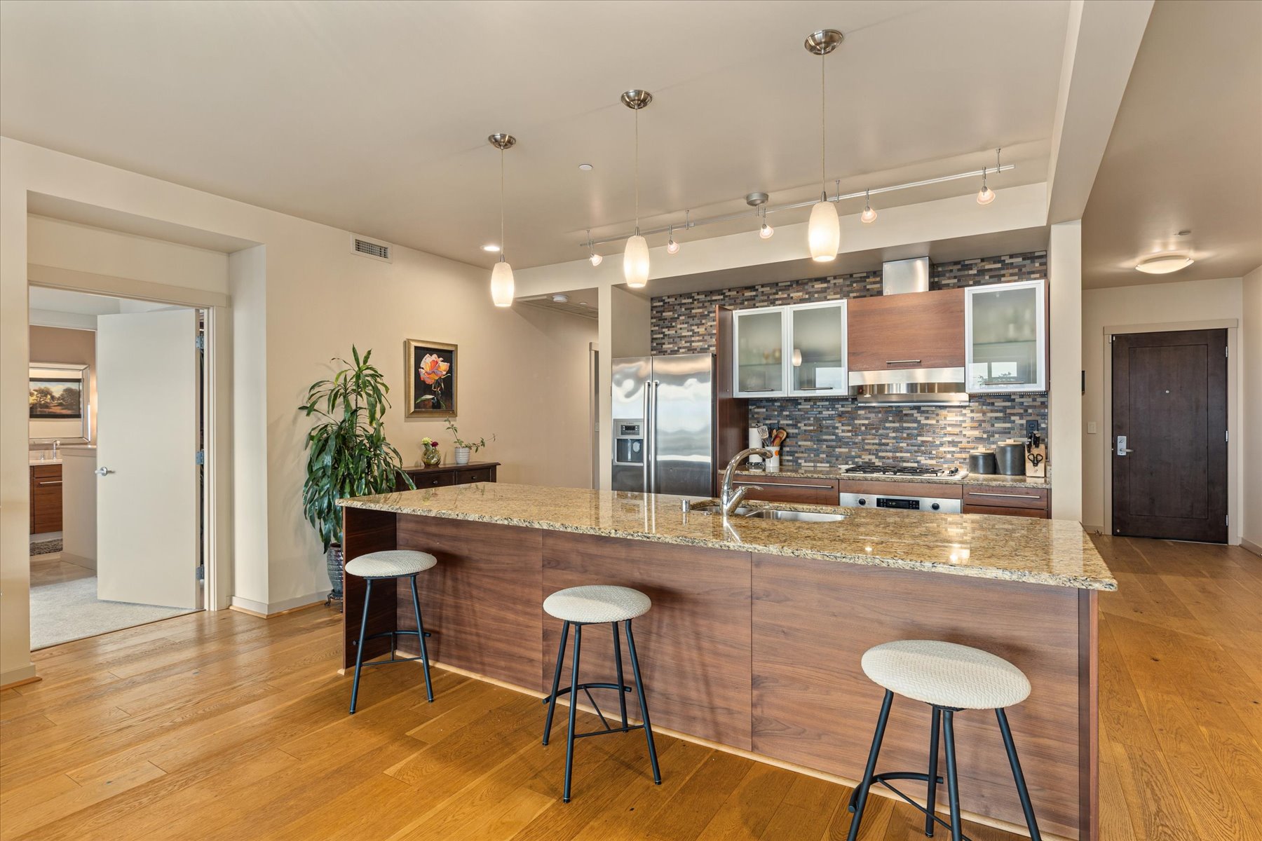  631 Market St Unit #401, Kirkland, WA 98033 - 物件實景