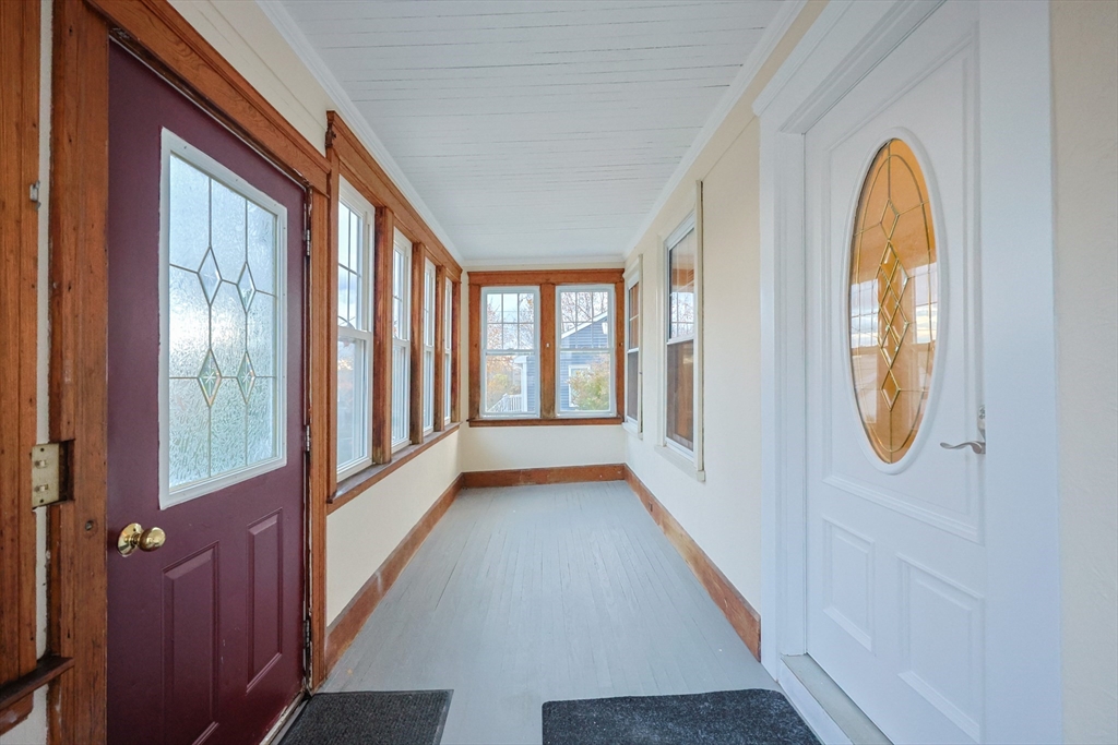 Worcester, Massachusetts, 01606, United States, 3 Bedrooms Bedrooms, ,4 BathroomsBathrooms,Residential,For Sale,1992890