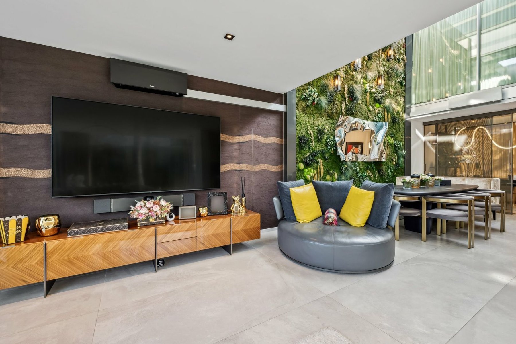 Contemporary elegance in a privileged setting - 物件實景