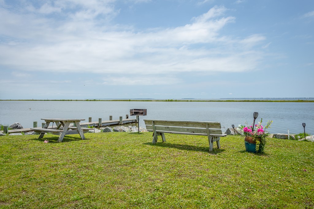 Eastpoint, Florida, 32328, United States, 3 Bedrooms Bedrooms, ,3 BathroomsBathrooms,Residential,For Sale,1920387