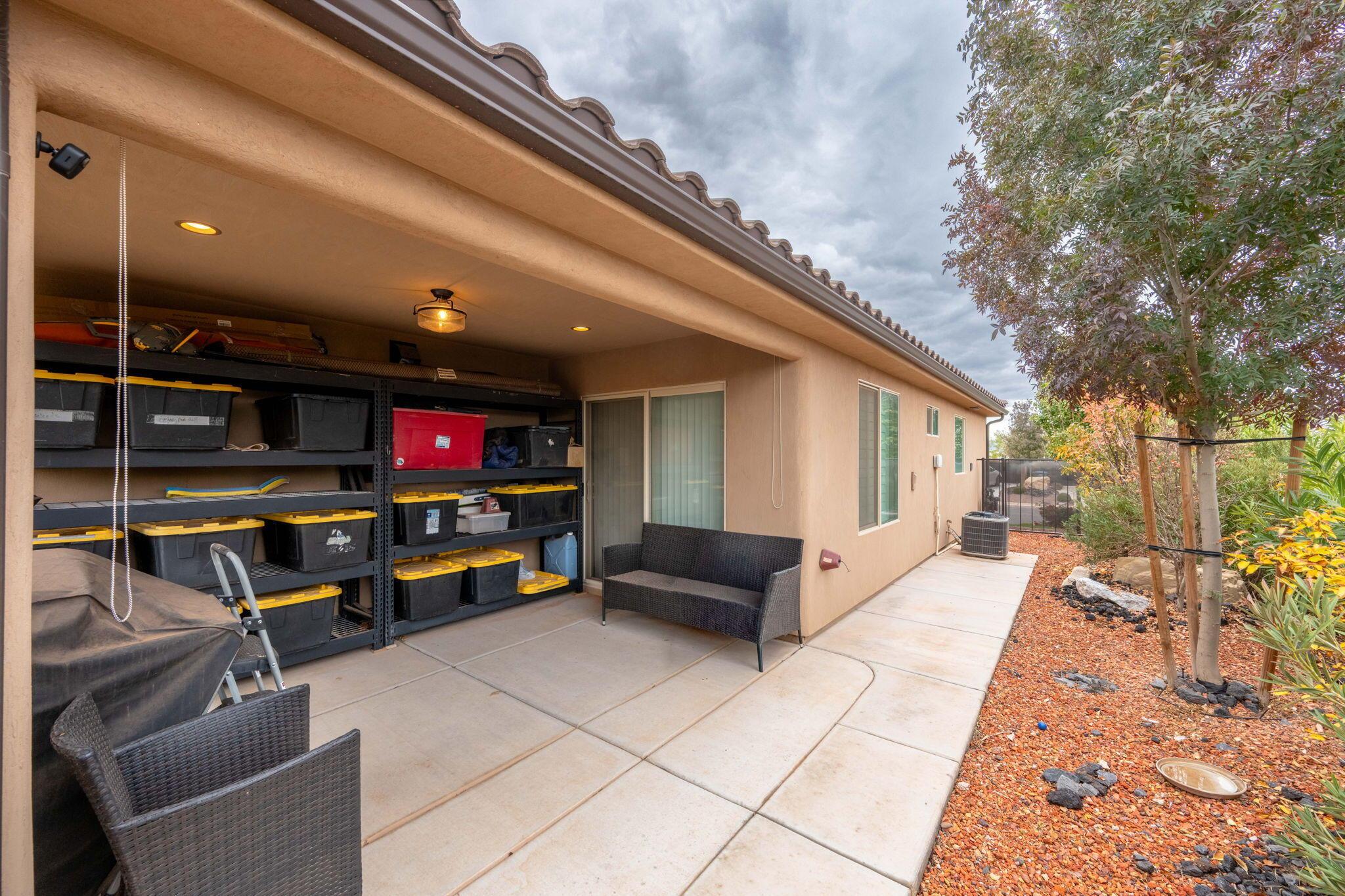 Washington, Utah, 84780, United States, 3 Bedrooms Bedrooms, ,4 BathroomsBathrooms,Residential,For Sale,1995130