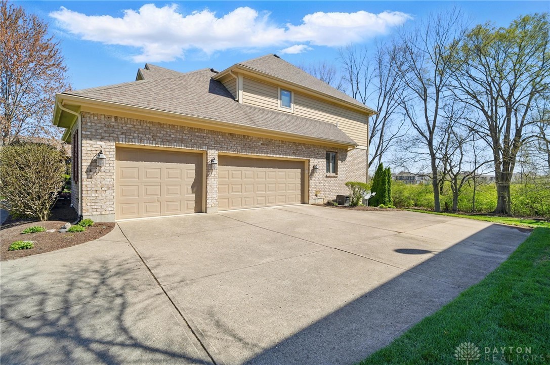 Dayton, Ohio, 45434, United States, 4 Bedrooms Bedrooms, ,5 BathroomsBathrooms,Residential,For Sale,1767935