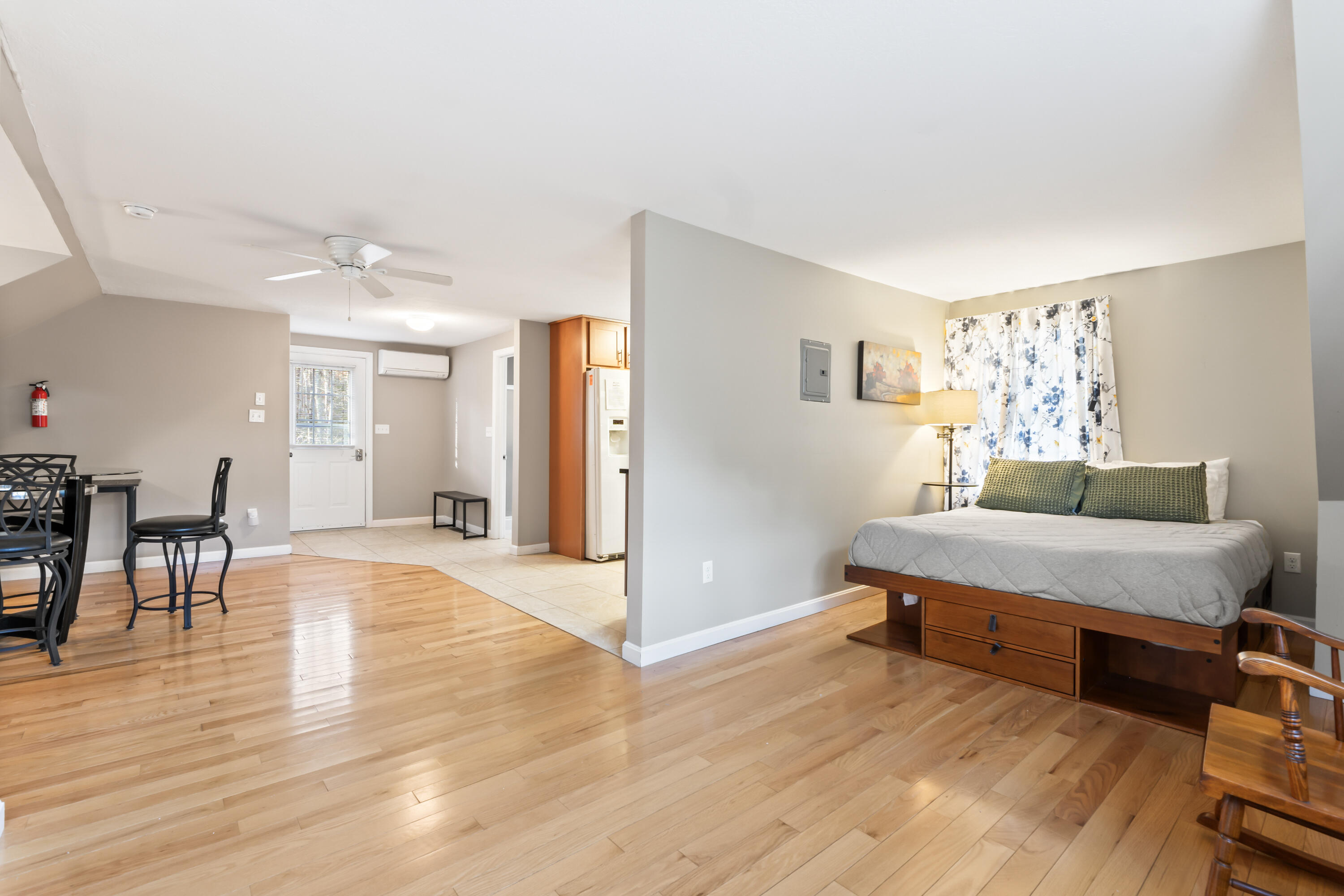 Ogunquit, Maine, 03907, United States, ,4 BathroomsBathrooms,Residential,For Sale,1830801