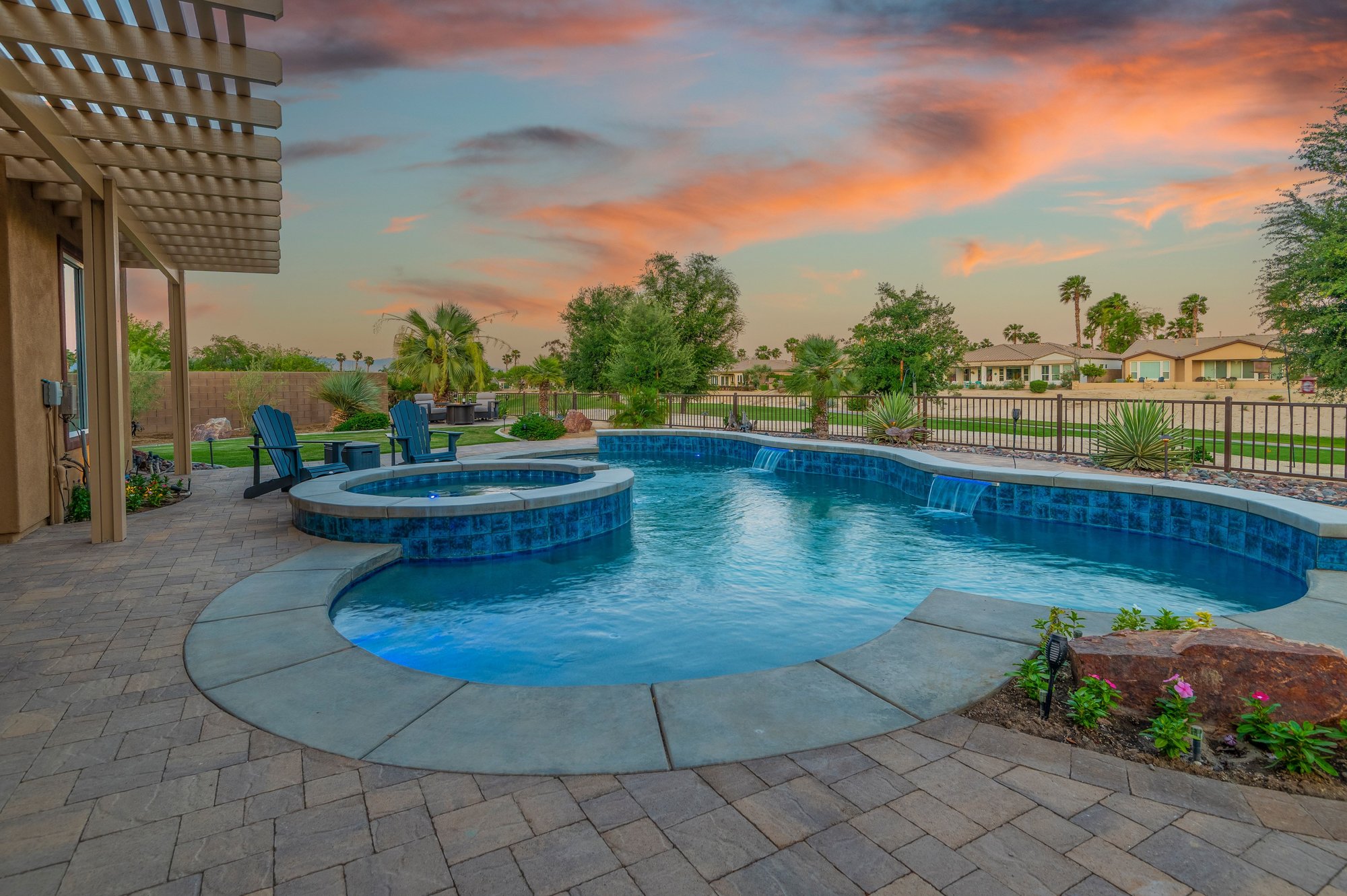  Sunshine, Fairways, Pool, and Mountain Views - 物件實景