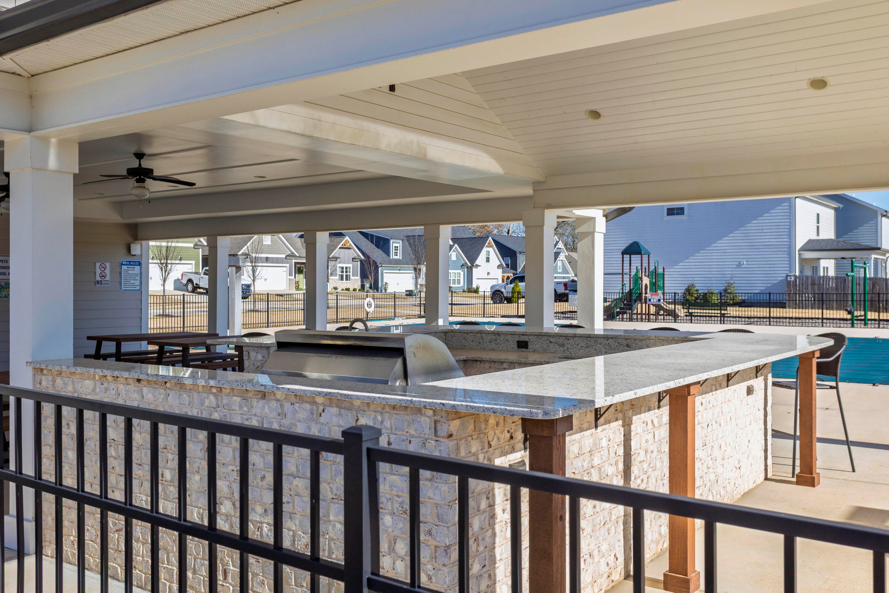 Chattanooga, Tennessee, 37421, United States, 4 Bedrooms Bedrooms, ,3 BathroomsBathrooms,Residential,For Sale,2000498