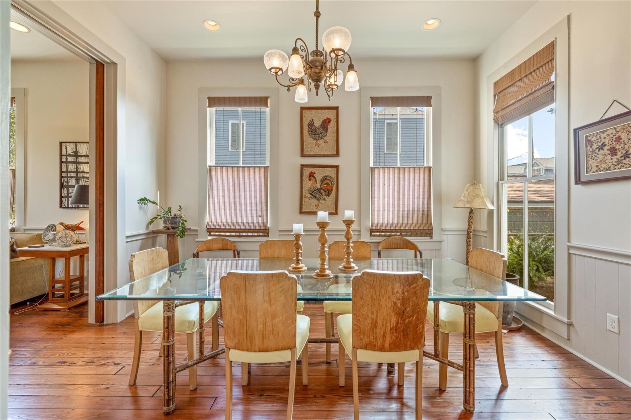 Galveston, Texas, 77550, United States, 3 Bedrooms Bedrooms, ,3 BathroomsBathrooms,Residential,For Sale,1986296