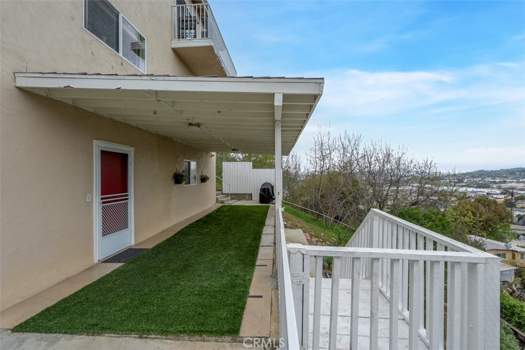 Los Angeles, California, 90063, United States, 5 Bedrooms Bedrooms, ,4 BathroomsBathrooms,Residential,For Sale,1759937