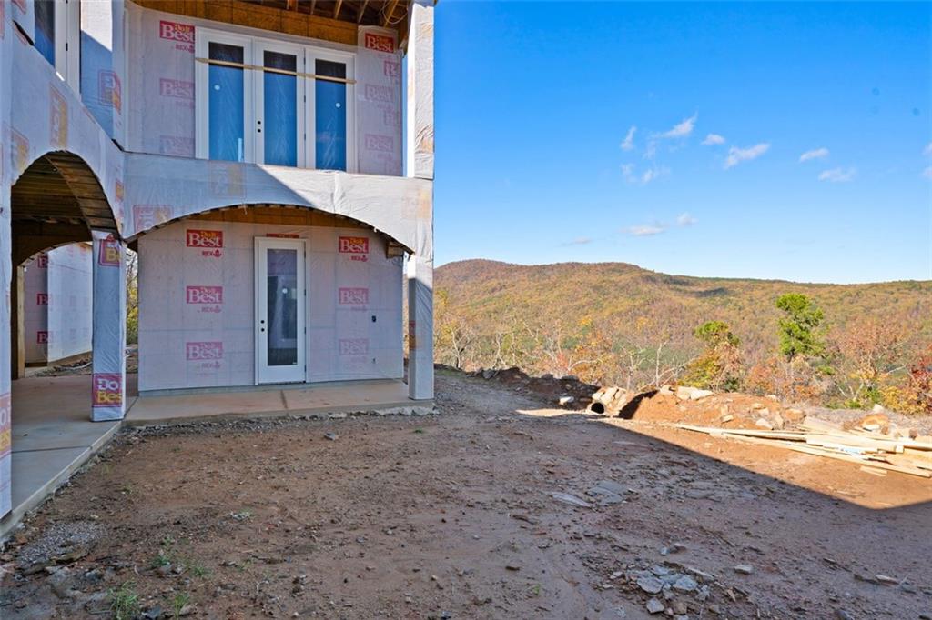 Clarkesville, Georgia, 30523, United States, 4 Bedrooms Bedrooms, ,5 BathroomsBathrooms,Residential,For Sale,1937902
