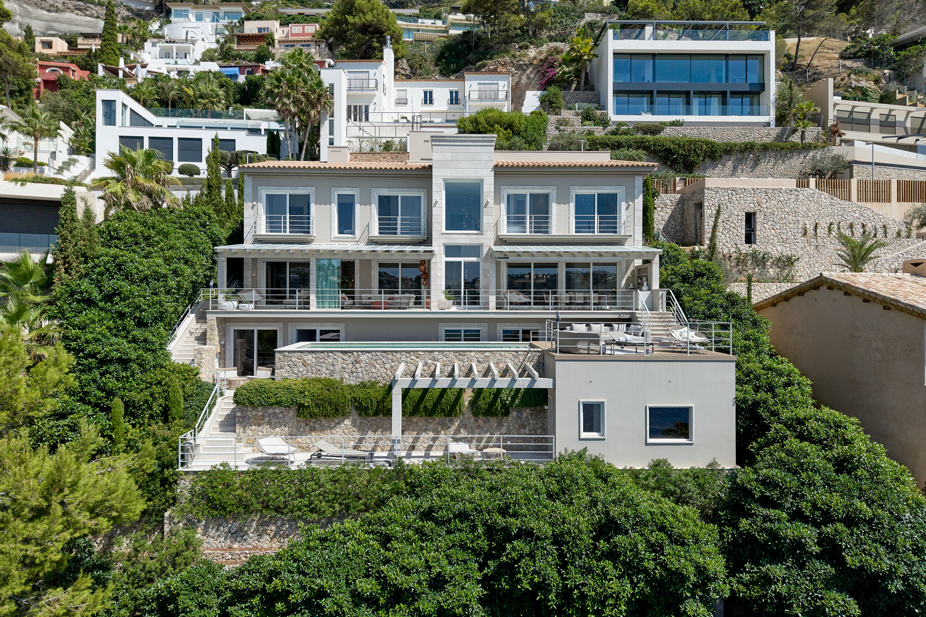 Villa on the first sea line with panoramic views in Andratx - 物件實景